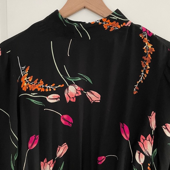 H&M Floral Peplum Long Sleeve Dress Size 8 - Picture 3 of 7